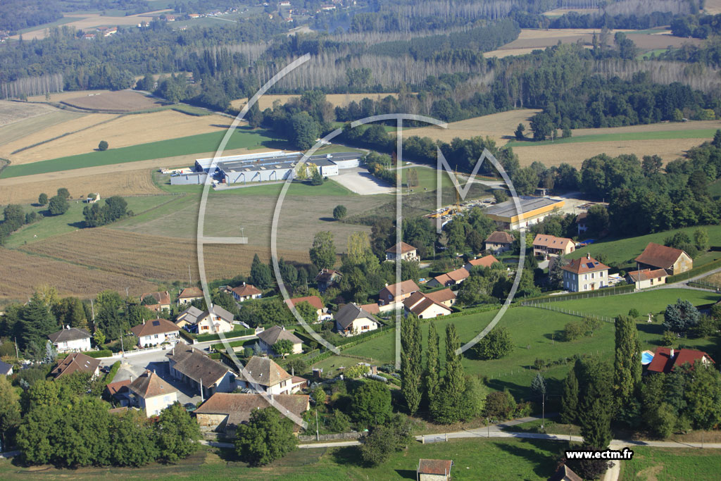 Photo arienne de Saint-Genix-sur-Guiers