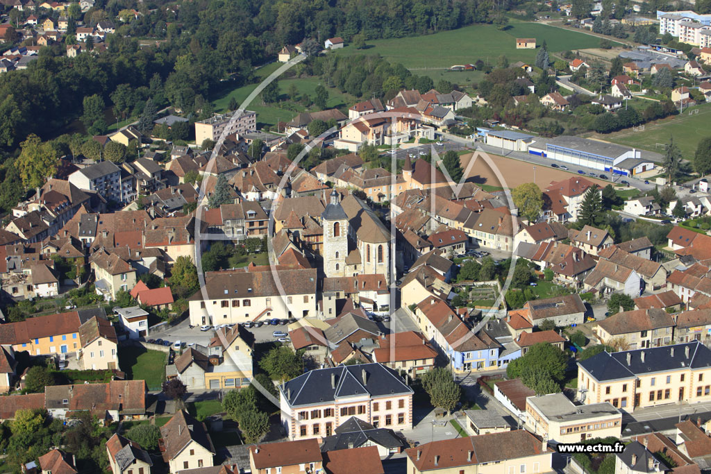 Photo arienne de Saint-Genix-sur-Guiers