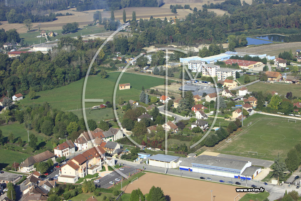 Photo arienne de Saint-Genix-sur-Guiers