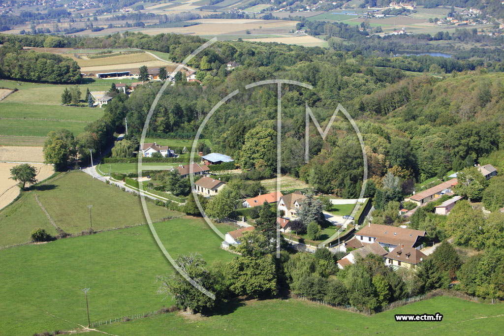 Photo arienne de Vignieu (La Rivoire)