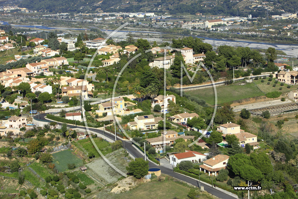Photo arienne de Saint-Laurent-du-Var (Chemin du Collet Rouge)