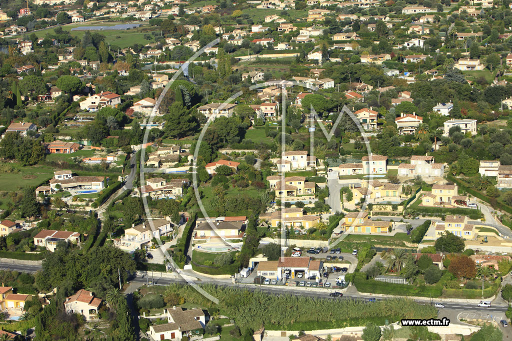 Photo arienne de Vence (Avenue Emile Hugues)