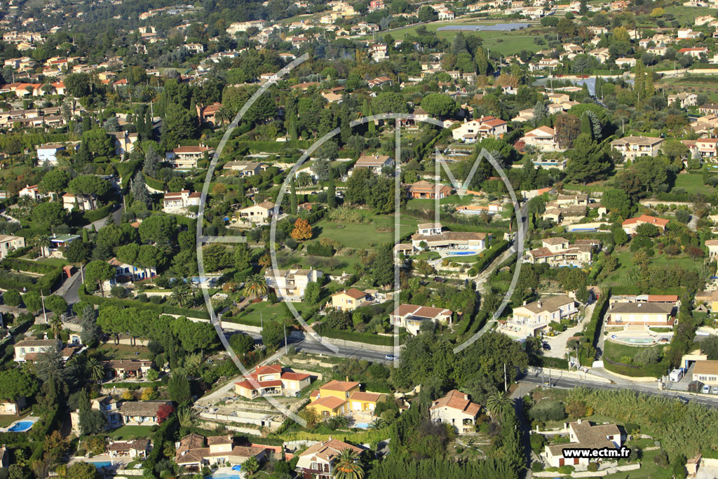 Photo arienne de Vence (Avenue Emile Hugues)