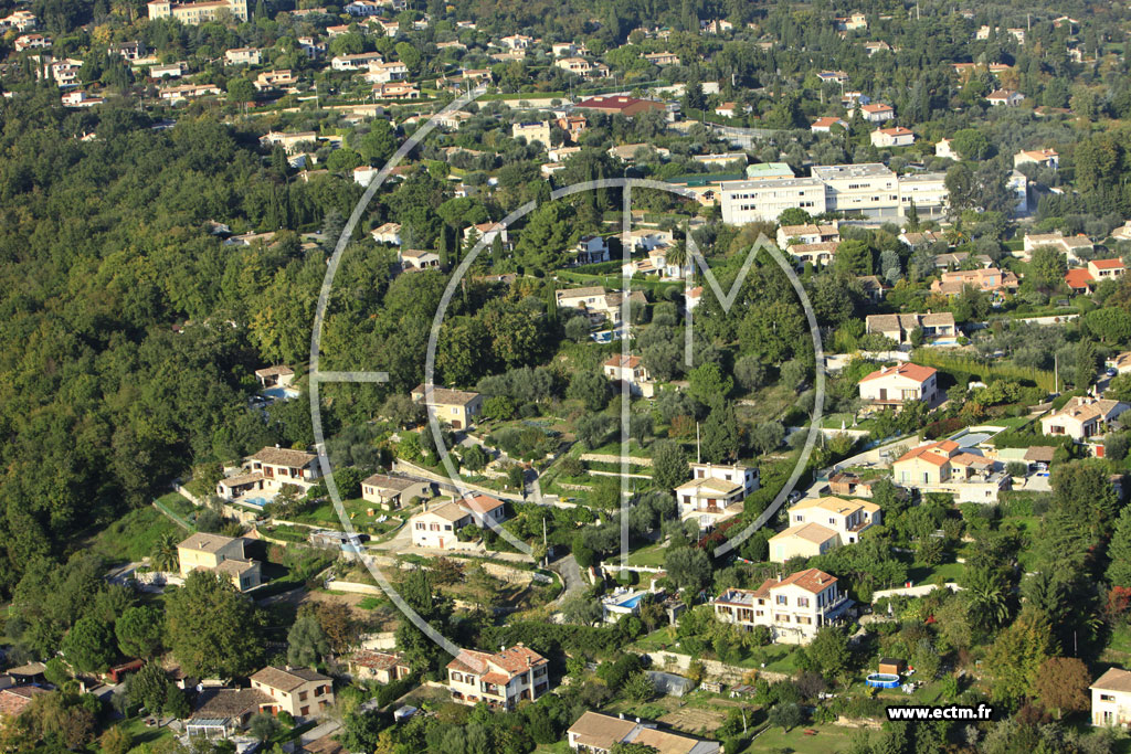 Photo arienne de Vence (Chemin des Roures)