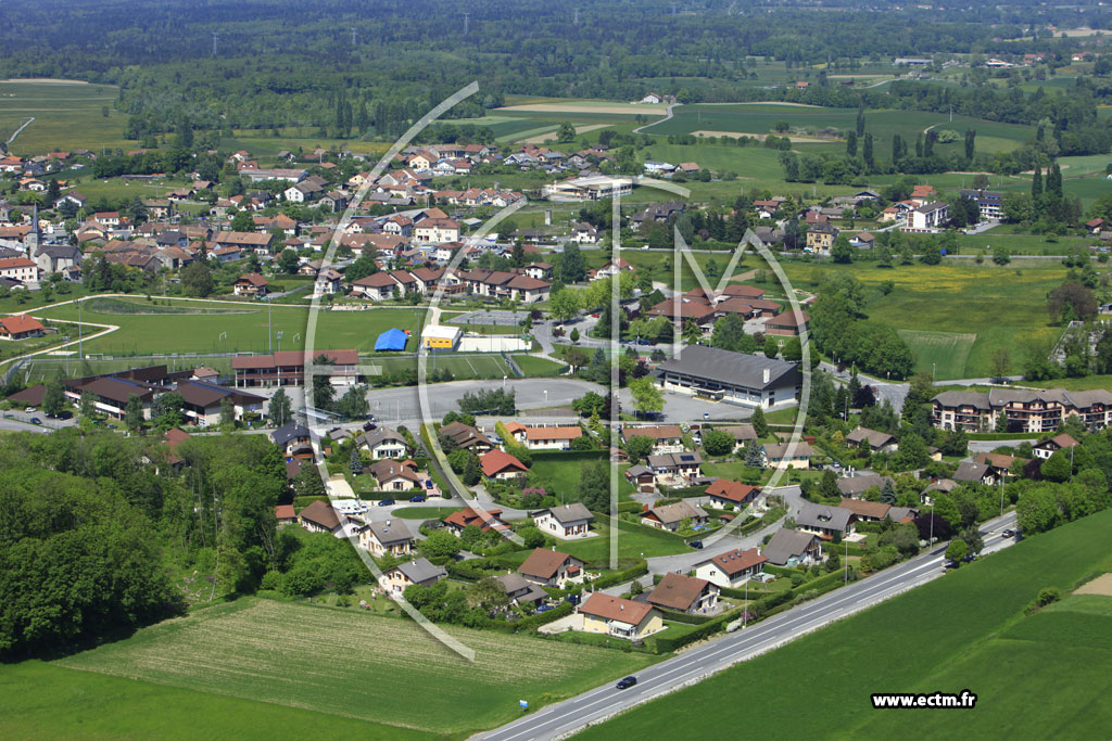 Photo arienne de Bons-en-Chablais (Saint-Didier)