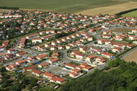 69320 Feyzin - photo - Feyzin (Rue des Naves)