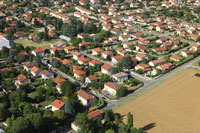 69320 Feyzin - photo - Feyzin (Rue des Naves)