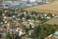 69780 Mions - photo - Mions (Route de Saint Priest)