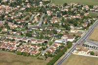 69780 Mions - photo - Mions (Rue Victor Hugo)
