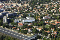 06800 Cagnes sur Mer - photo - Cagnes-sur-Mer (Avenue des Chnes)