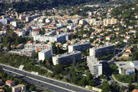 06800 Cagnes sur Mer - photo - Cagnes-sur-Mer (Avenue des Chnes)