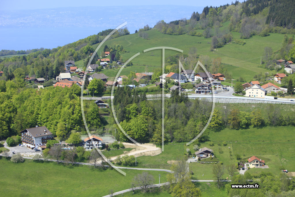 Photo arienne de Saint-Paul-en-Chablais (La Beunaz)