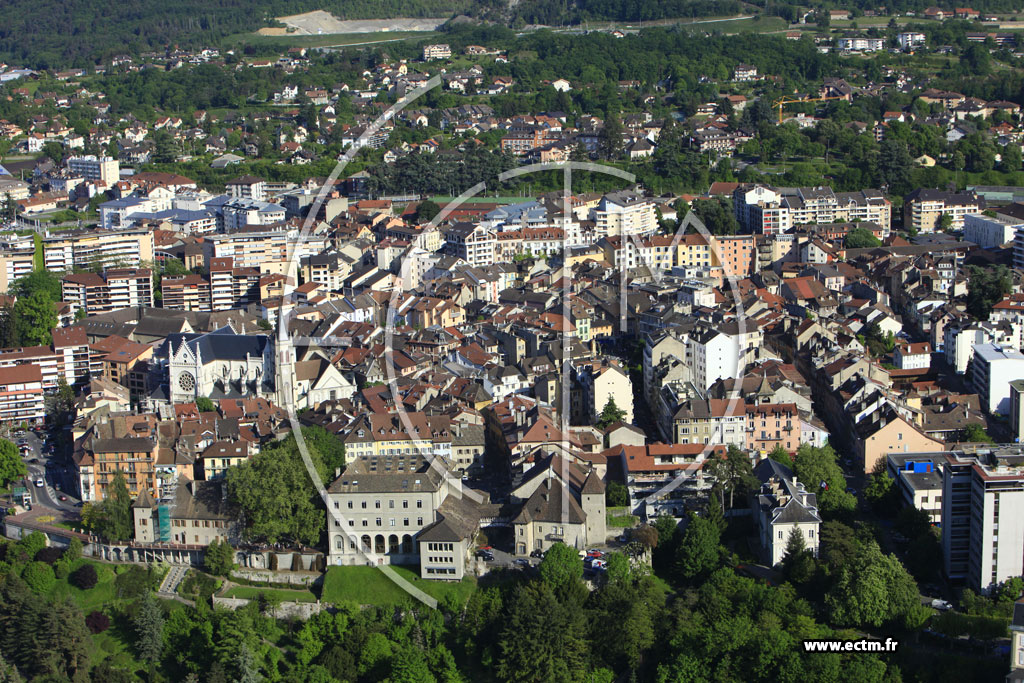 Photo arienne de Thonon-les-Bains