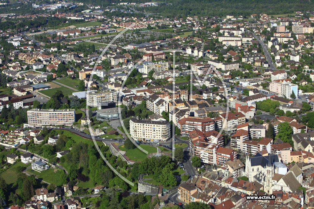 Photo arienne de Thonon-les-Bains