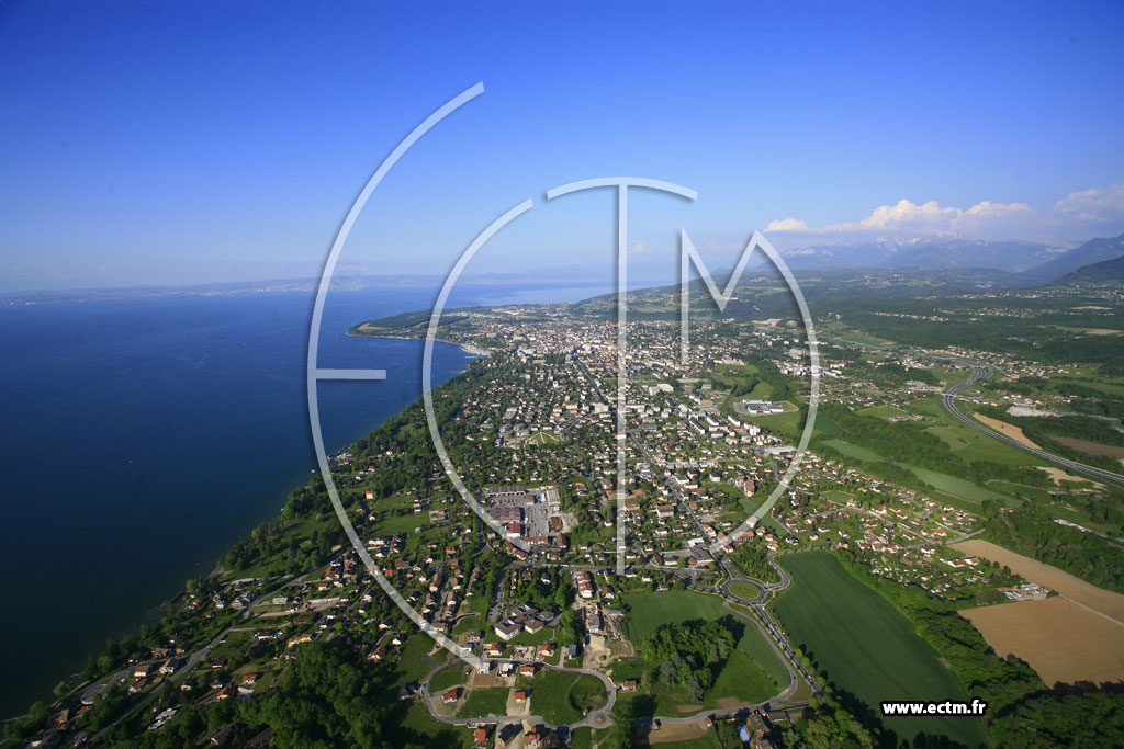 Photo arienne de Thonon-les-Bains