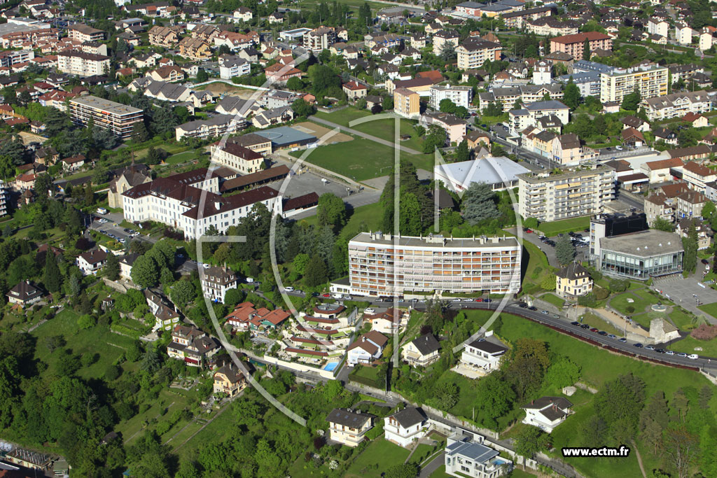Photo arienne de Thonon-les-Bains (Avenue du Lman)