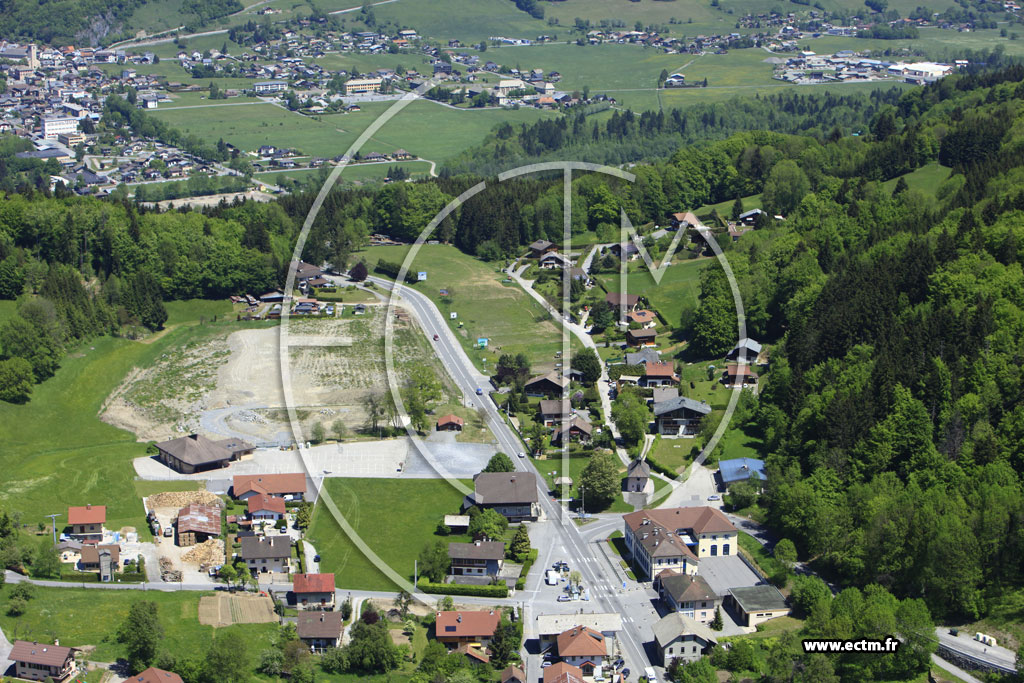 Photo arienne de Chtillon-sur-Cluses