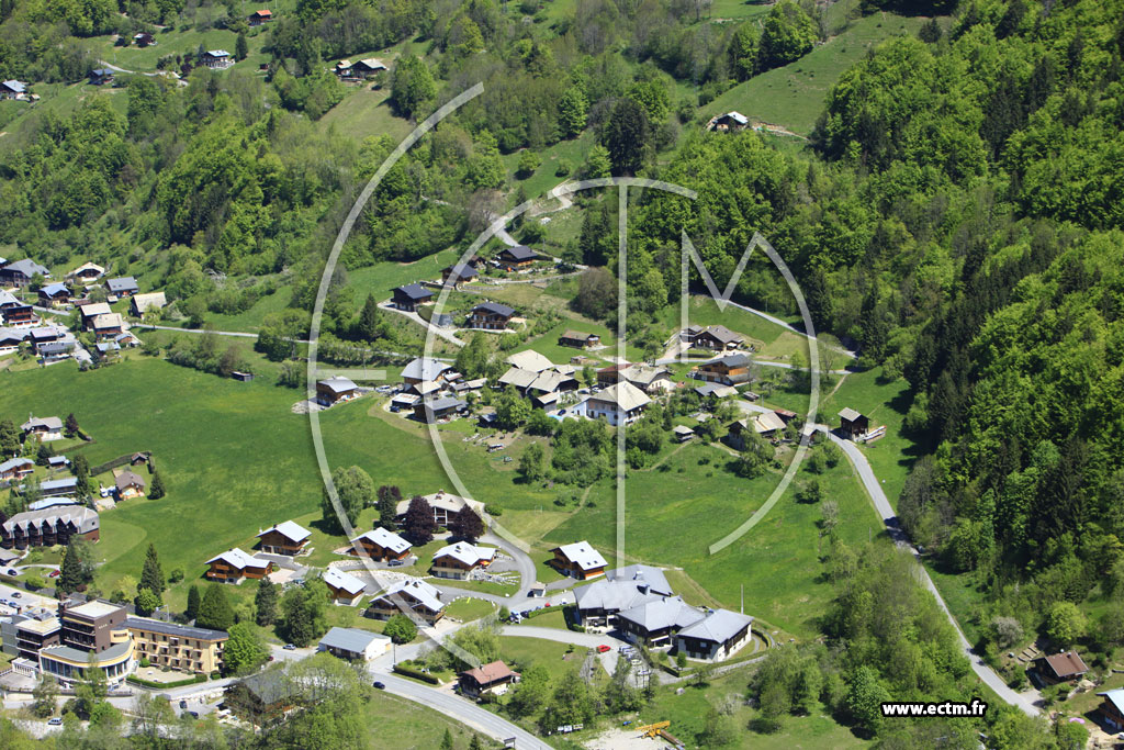 Photo arienne de Saint-Jean-d'Aulps
