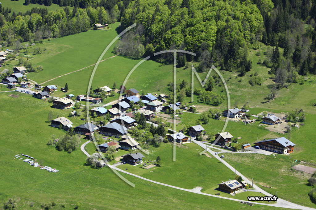 Photo arienne de Saint-Jean-d'Aulps (Essert-la-Pierre)