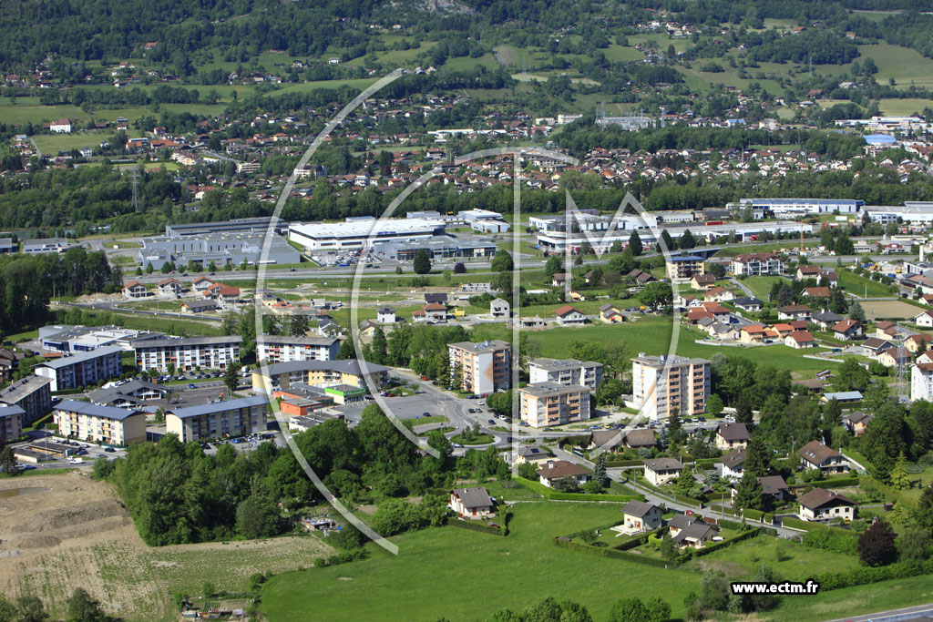 Photo arienne de Scionzier (Avenue du Crozet)