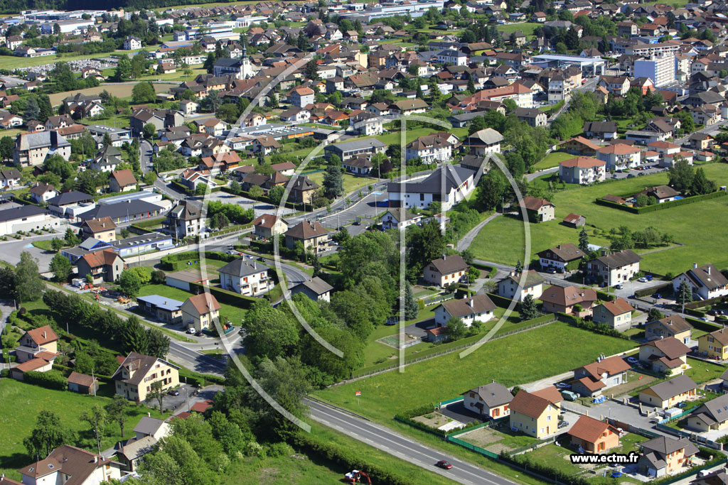 Photo arienne de Scionzier (Rue du Centenaire)