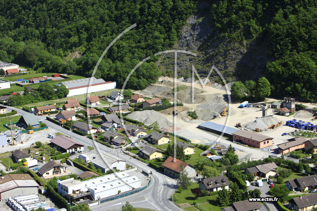 Photo arienne de Vougy (la Praz)