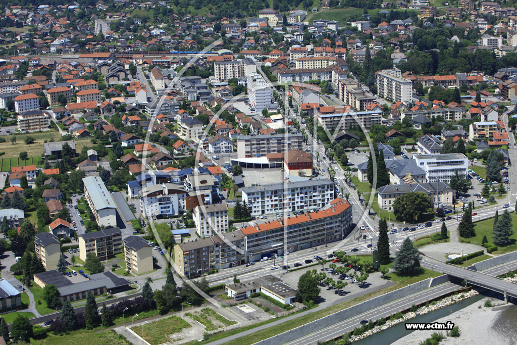 Photo arienne de Albertville (Avenue des Chasseurs Alpins)