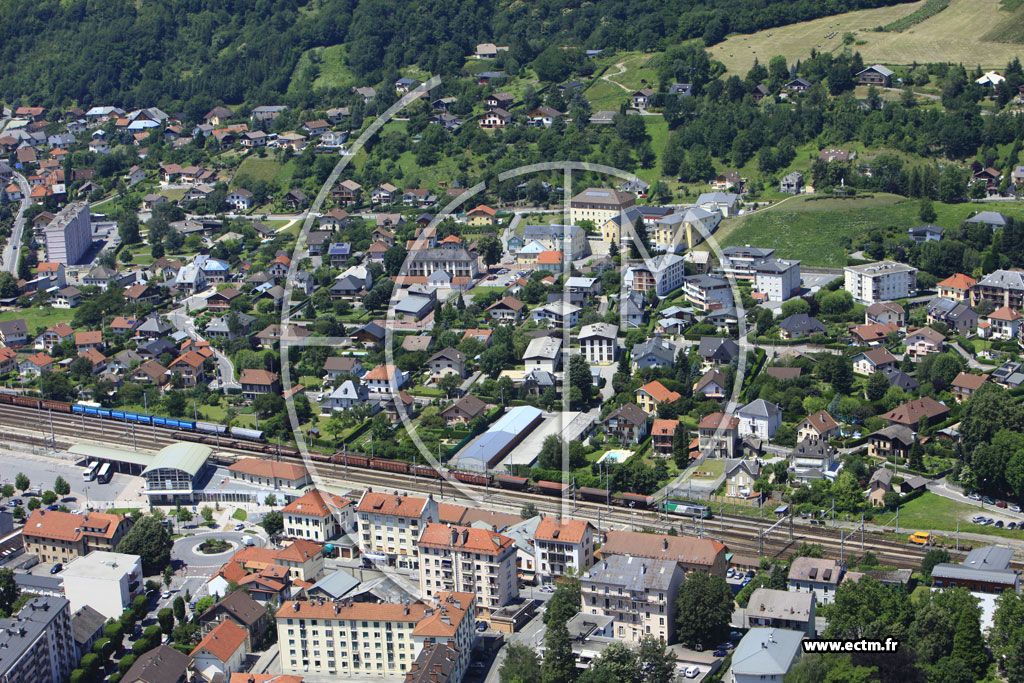 Photo arienne de Albertville (Avenue du Gnral de Gaulle)