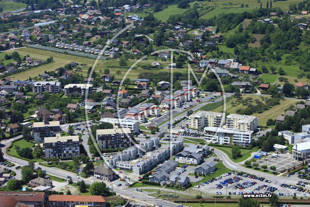 Photo arienne de Albertville (Avenue du Gnral de Gaulle)