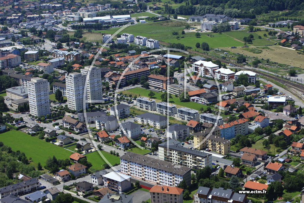 Photo arienne de Albertville (Rue Marius Bonvin)