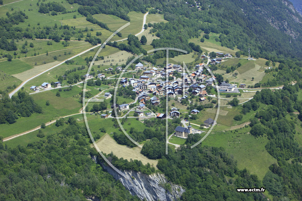 Photo arienne de La Lchre (Doucy)