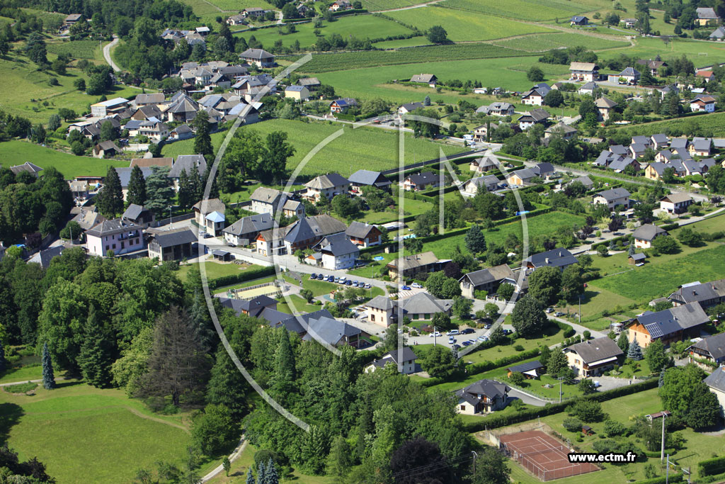 Photo arienne de Saint-Jean-de-La-Porte