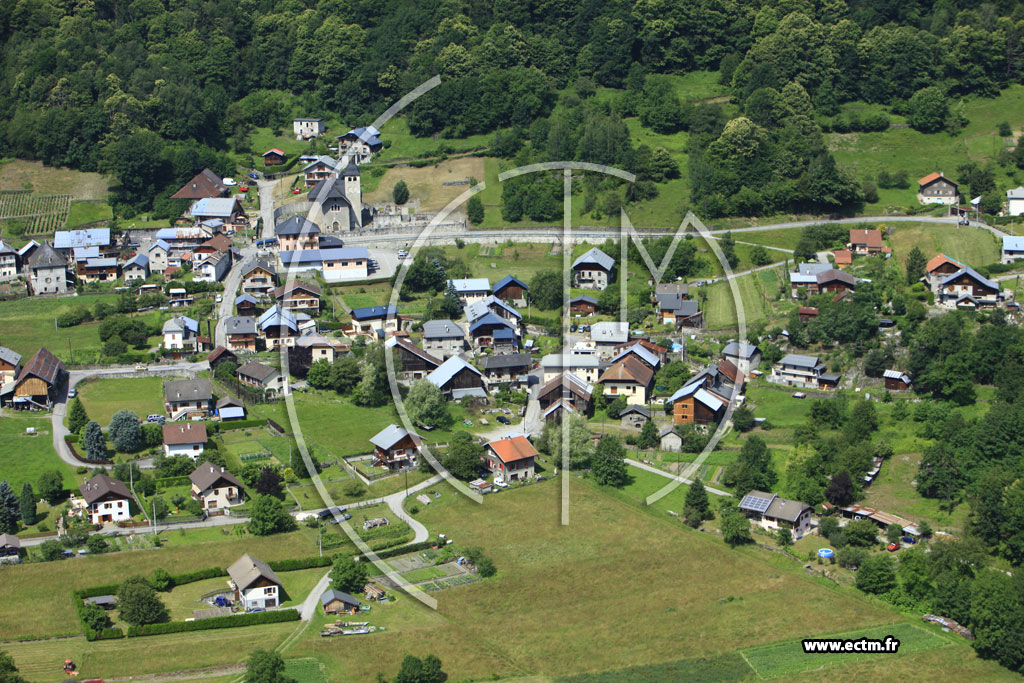 Photo arienne de Saint-Paul-sur-Isre