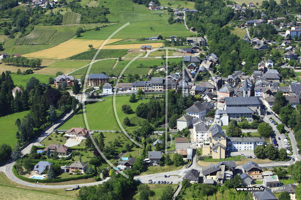 Photo arienne de Saint-Pierre-d'Albigny