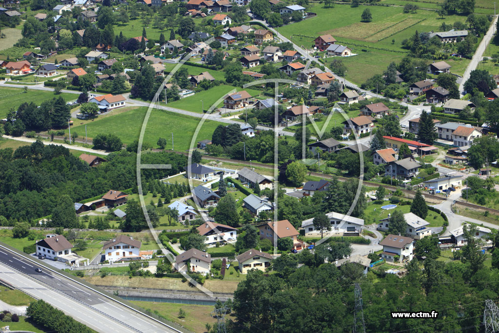 Photo arienne de Tours-en-Savoie