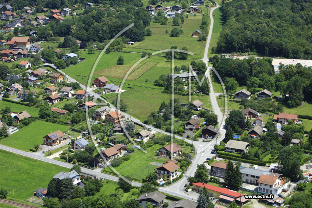 Photo arienne de Tours-en-Savoie
