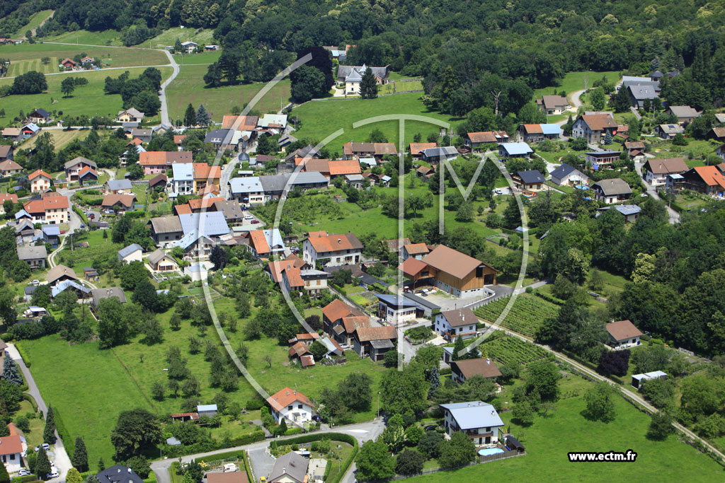 Photo arienne de Tours-en-Savoie
