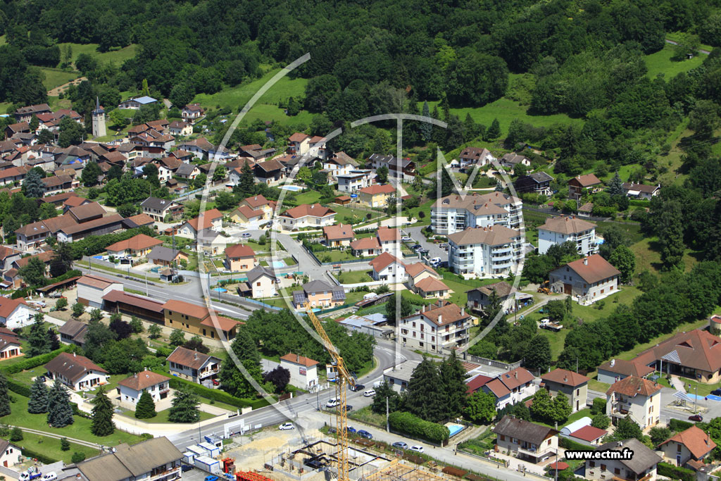 Photo arienne de Pontcharra (Avenue de Savoie)