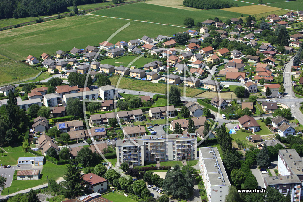 Photo arienne de Pontcharra (Avenue du Granier)