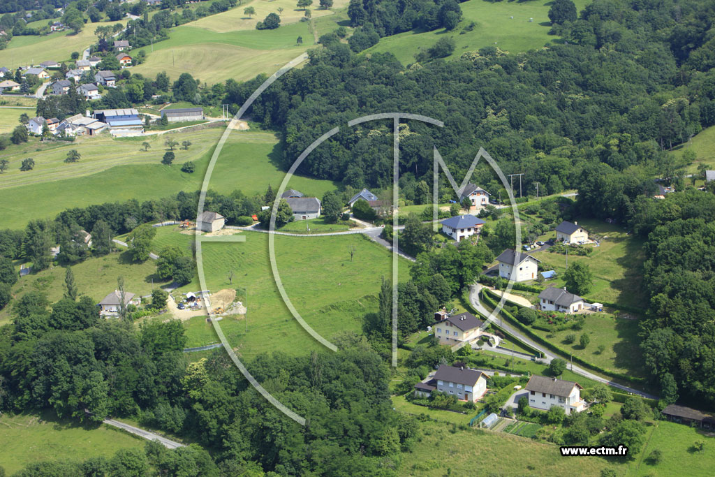 Photo arienne de Saint-Cassin (Roche Fougre)