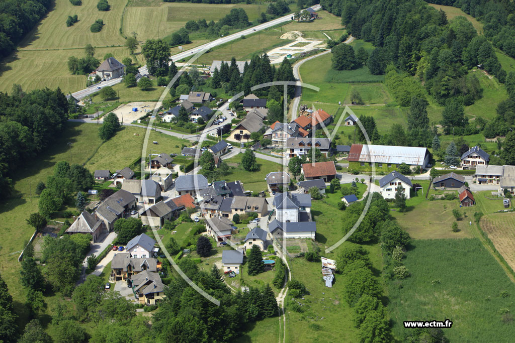 Photo arienne de Saint-Jean-de-Couz