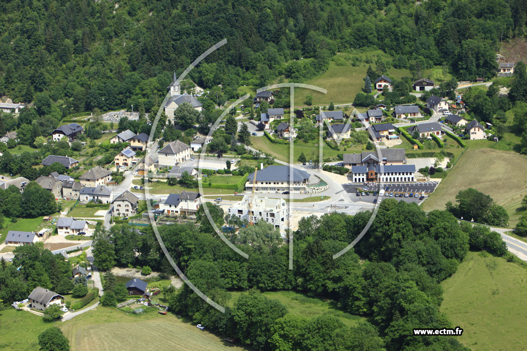 Photo arienne de Saint-Thibaud-de-Couz