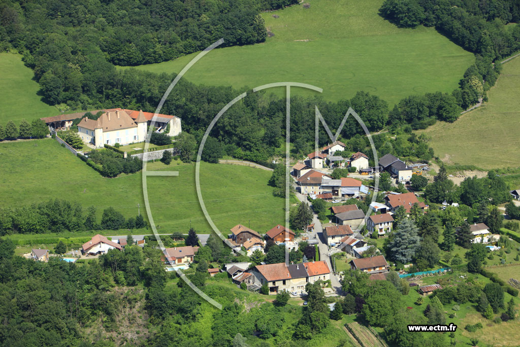 Photo arienne de Barraux (Le Fayet)