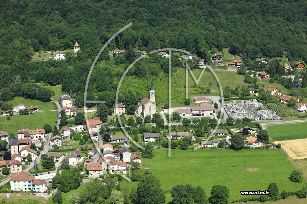 Photo arienne de Saint-Vincent-de-Mercuze
