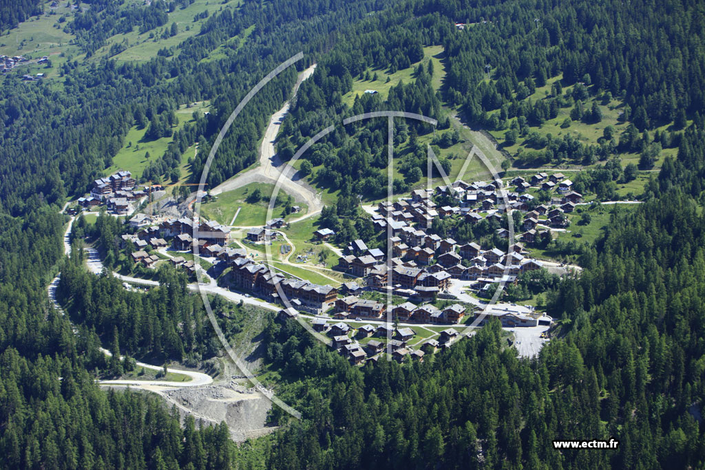Photo arienne de Sainte-Foy-Tarentaise (Bonconseil)