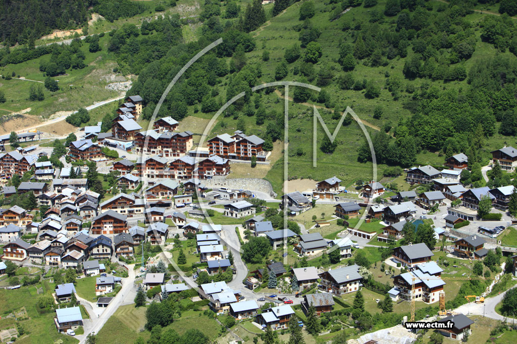 Photo arienne de Champagny-en-Vanoise