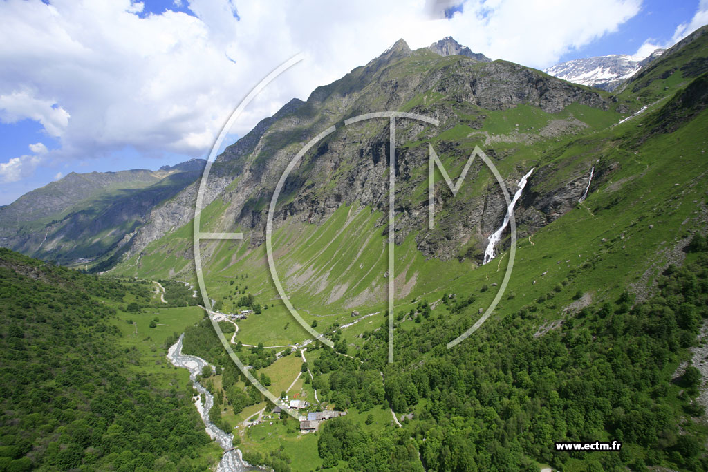 Photo arienne de Champagny-en-Vanoise (Le Laisonnay d'en Bas)