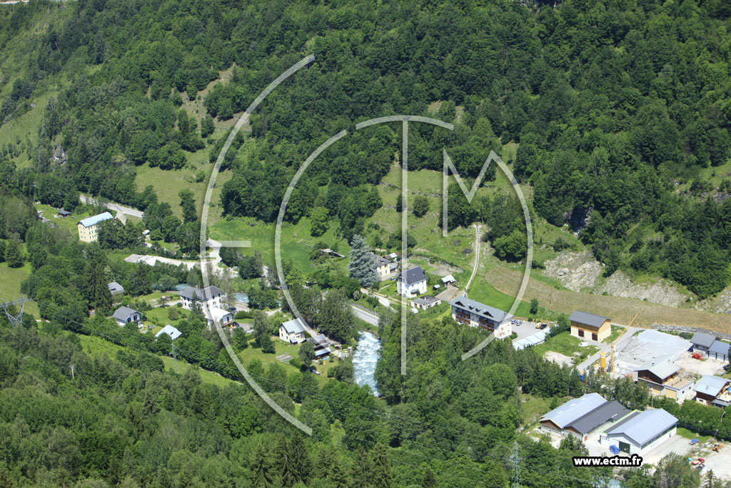 Photo arienne de Planay (Le Villard)