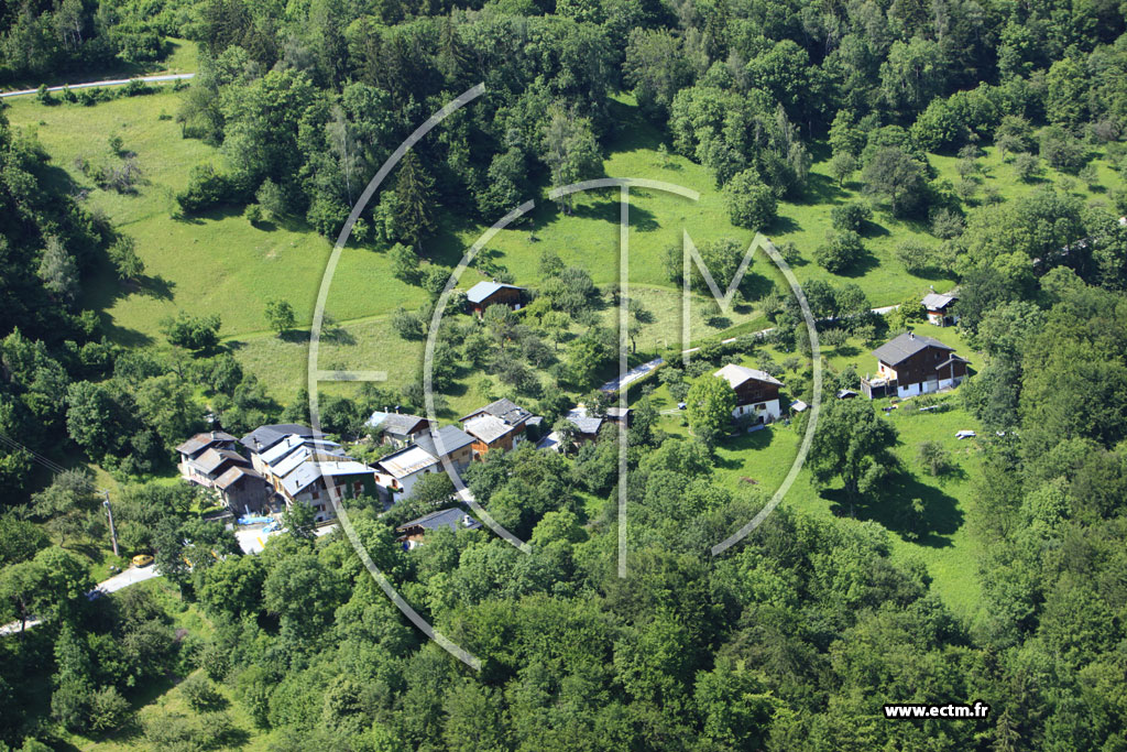 Photo arienne de Saint-Bon-Tarentaise (La Cuerdy)