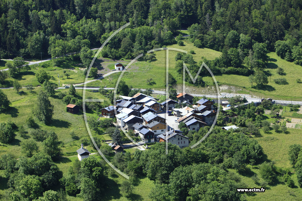 Photo arienne de Saint-Bon-Tarentaise (Le Fontanil)